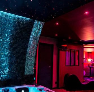 Lalande-Grand Selve Appartement | L'Insolite Spa Privatif 'Suite Luxueuse-Jacuzzi"