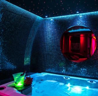 Lalande-Grand Selve Appartement | L'Insolite Spa Privatif 'Suite Luxueuse-Jacuzzi"