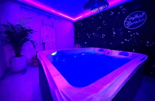 Liancourt Appartement | L'instant Bornéo Superbe appartement avec jacuzzi