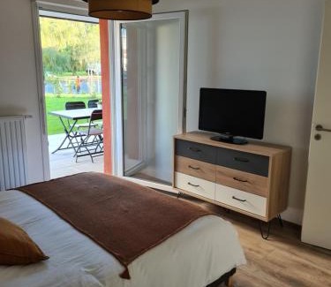 Publier Appartement | L'instant Léman - T2 3 étoiles à 5min de Thonon et Evian avec terrasse et jardin à 100m du lac