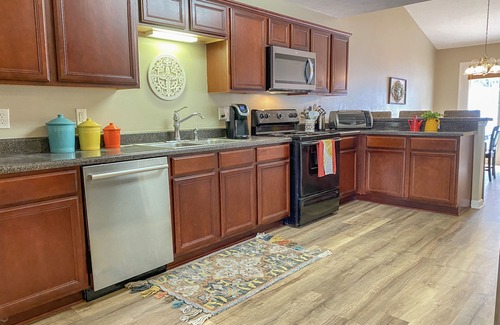 Nashville Copropriété | L👀K! 2 BR/2.5 bath Condo Near Lake & Airport