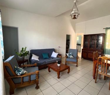Entre-Deux Maison | L'oasis de L'Entre-Deux