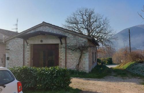 Cagli Maison | L'officina di Leo - Casale con giardino
