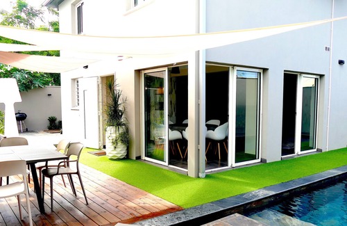 Bois d'Olives Villa | L Olivine, Villa de standing pour des vacances en famille ou entre amis