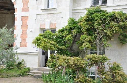 Brain-sur-Allonnes Appartement | L'Orangerie du Château - LE NID - GITE 2 Personnes