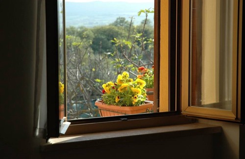 Deruta Maison | L'ORTO: appartement dans ferme de campagne, à 15 minutes de Assise