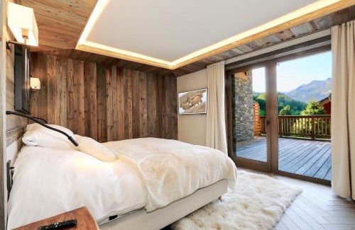 Meribel Village Chalet De Ski | L'Ours Rouge