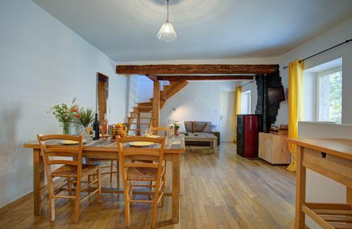 Ferrals-les-Corbieres Maison | L'Oustalet - Single-family home with terrace Oustalet
