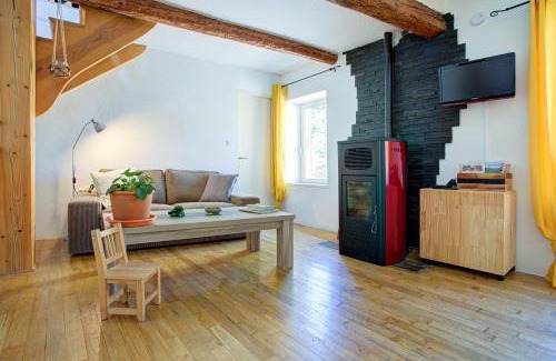 Ferrals-les-Corbieres Maison | L'Oustalet - Single-family home with terrace Oustalet