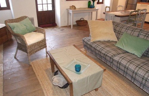 Lauzes Maison | L'oustalet - sur un terrain de 1,5 hectare, la maison d'habitation pour 2 ou 4 personnes et la gran