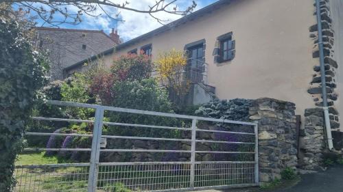 Villeneuve Maison | L'Oustalou - WIFI - Jardin - Campagne