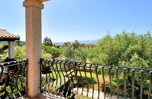 Case Peschiera-Lu Fraili Appartement | L'Uddastru bilo by Interhome