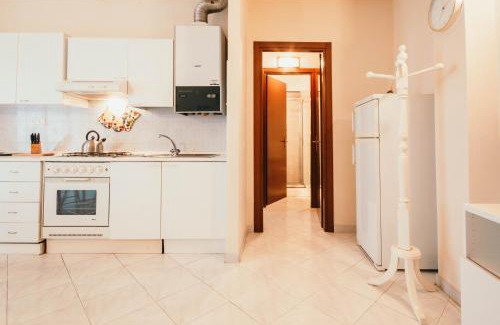 Luni Mare Appartement | L'Ulivo - Lakeside L&B