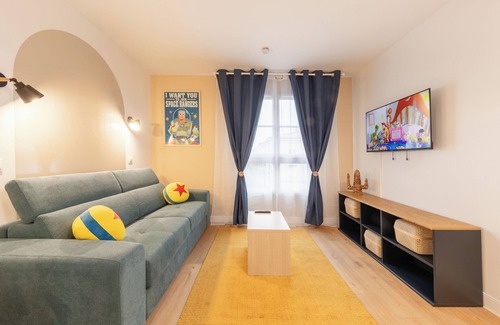Serris Appartement | Buzz & Woody Experience à 5 minutes de Disneyland