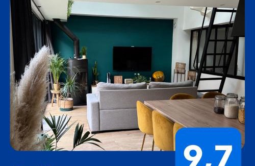 Concarneau Appartement | L'Usine du centre ville avec parking privé 2 véhicules et extérieur