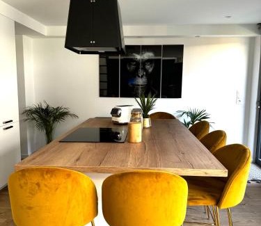 Concarneau Appartement | L'Usine du centre ville avec parking privé 2 véhicules et extérieur
