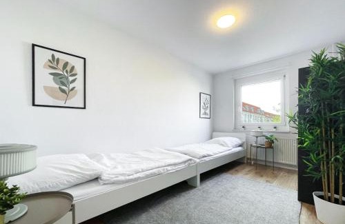 Wiederitzsch Appartement | L21-Apartment Leipzig Nord, 3 Zimmer, 8 Personen, Standardisierte Ausstattung, ideal für Reisende, Pendler, Familien