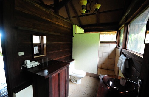 Guayabo Cabine | La Anita Rainforest Ranch