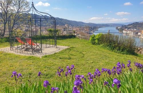 Vienne Appartement | La Bâtie - Vue imprenable - Amazing view - Parking privé