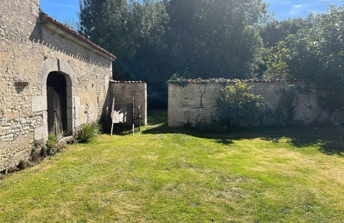 Aigrefeuille-d'Aunis Maison | La Bâtisse Chalou, 15 Minutes de La Rochelle