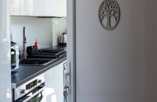 Le Petit-Abergement Appartement | La Bâtisse l'arbre gris