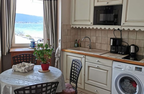 Duingt Appartement | LA BAIE DES VOILES,Appartement d'exception,pieds dans l'eau, Duingt,lac d'Annecy