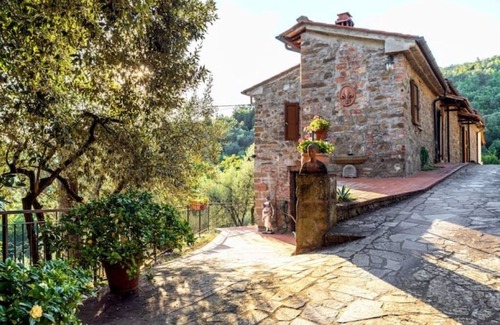 Loro Ciuffenna Villa | La Bandita : Élégance Toscane sur la Route du Vin