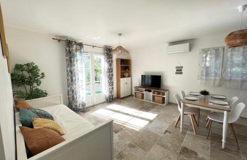 Loriol-du-Comtat Maison | La Bastide d’Elma - CLIM - WIFI