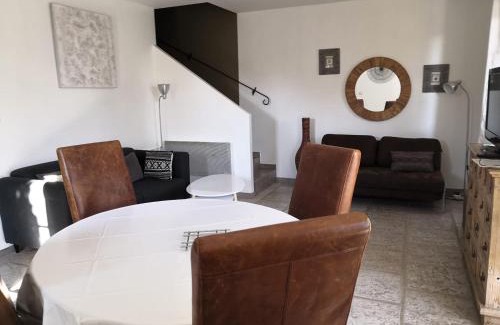 Pont-Saint-Esprit Maison | LA BASTIDE DES MACALO