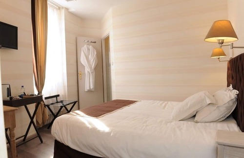 Monflanquin Hôtel | La Bastide des Oliviers