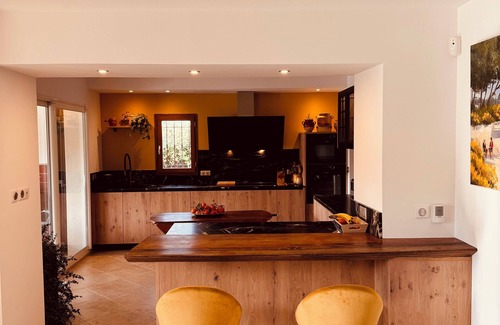 Plan-d'Orgon Hôtel | La Bastide des Romarins
