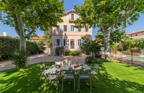 Montolivet Maison | La Bastidonne - Votre Havre Provençal à Marseille