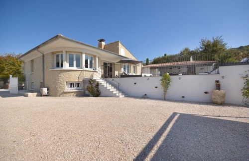 Saint-Romain-en-Viennois Maison | "La Belle Vie " maison indépendante entièrement rénovée avec piscine