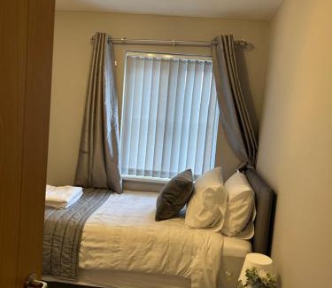 Laindon Appartement | La Belle Three bedrooms Basildon