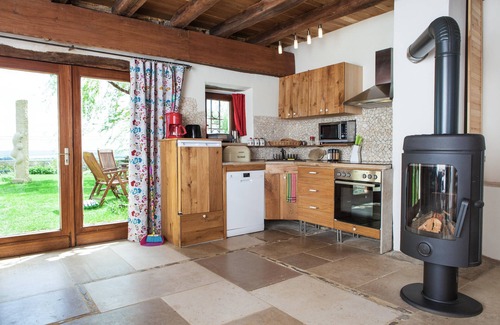 Fain-les-Moutiers Maison | La Bellevue // vue imprenable en toute tranquillité / Piscine privée