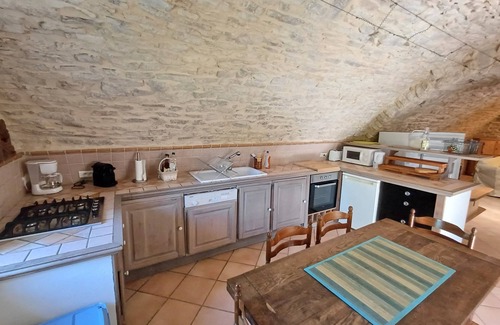 Hures-la-Parade Cottage | La Bergerie, Gîte de France 4 épis, piscine privée chauffée.