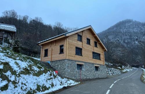Saint-Martin-sur-la-Chambre Chalet De Ski | La Biche