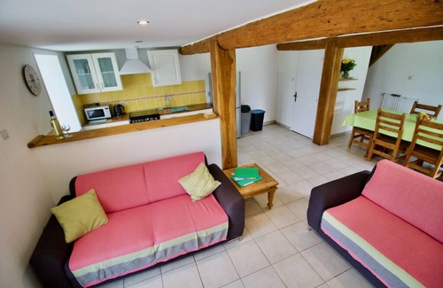 Saint Germain du Seudre Cottage | Gîtes La Bigorre – la Grange : piscine chauffée, 30 mins de belles plages
