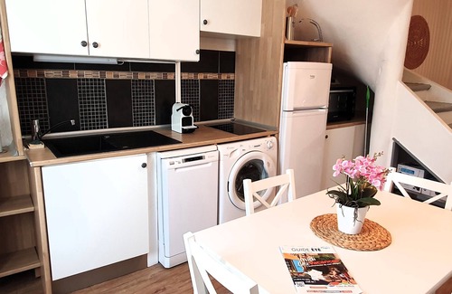 Thezan-des-Corbieres Maison | La Biscornutte