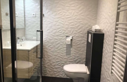 Talant Hôtel | La Bonbonniere, Sure Hotel Collection by Best Western