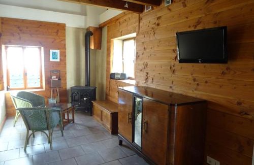 Saint-Andre-dʼApchon Maison | La Bruyère aux Lamas