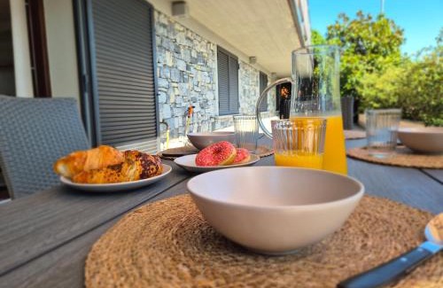Como Appartement | La BuCa - in Como - Elegant apartment, 150 sq m - Private covered parking - Private terrace - Just 1300 mt from downtown