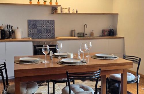 Como Appartement | La BuCa - in Como - Elegant apartment, 150 sq m - Private covered parking - Private terrace - Just 1300 mt from downtown