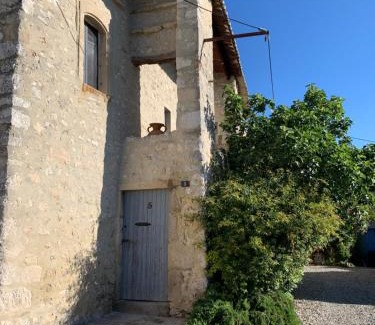 Salles-sous-Bois Maison | La Bugadière