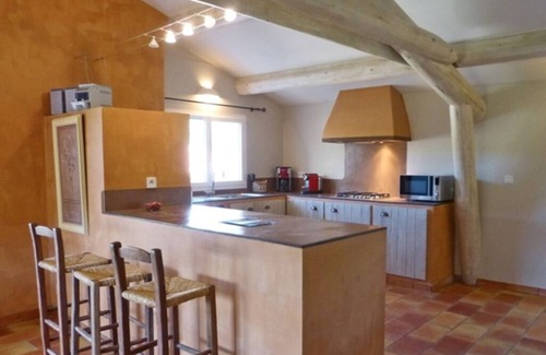 Simiane-la-Rotonde Maison | La Buisse
