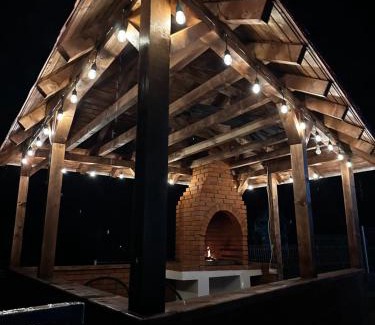 Suici Maison | La Căsuță Rudeni