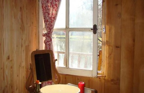 La Geneytouse Maison | La cabane au bord de l'eau