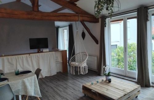 Genouillac Maison | La Cabane aux Hirondelles