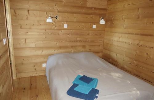 Ratieres Lit Et Petit-Déjeuner | La Cabane aux Sapins