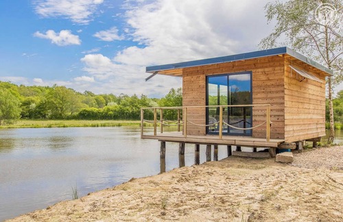 La Chapelle-Naude Maison | la Cabane de l'Etang